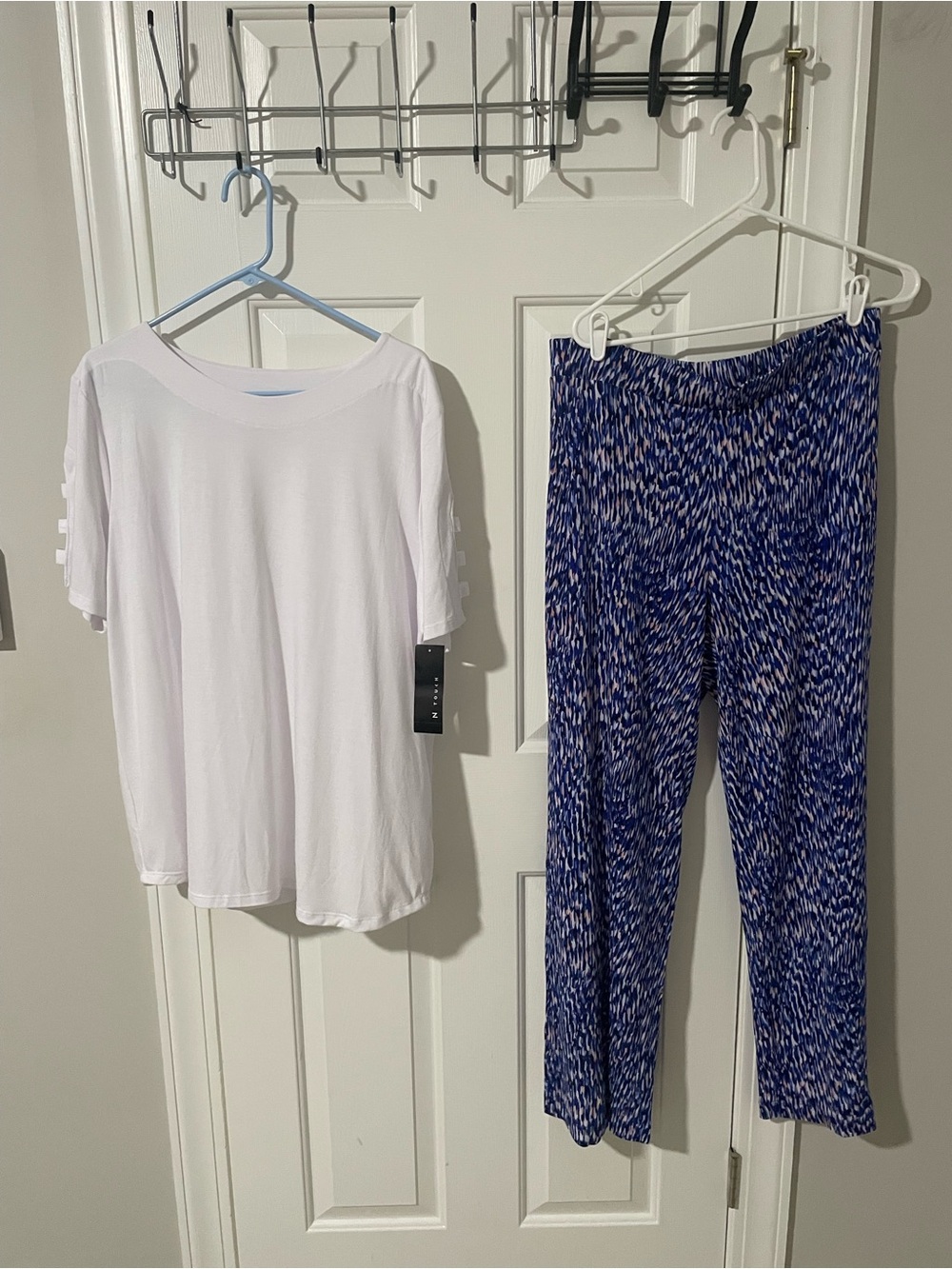 Blue Printed Women’s Pull-On Pants Karen Kane xl white lattice on arms top xl
